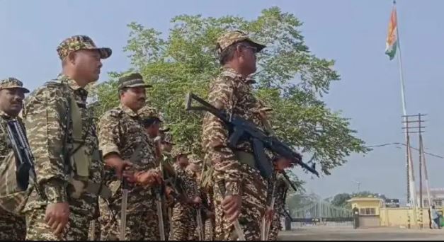 বিএনপির লংমার্চ: আগরতলা সীমান্তে সতর্কতা বাড়িয়েছে ভারত