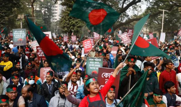 আল-জাজিরার প্রতিবেদন: আওয়ামী লীগ কি আবার ঘুরে দাঁড়াতে পারবে?