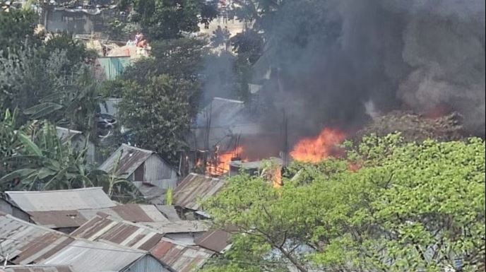 গাবতলীর পর ভাষানটেকে আবুলের বস্তিতে অগ্নিকাণ্ড