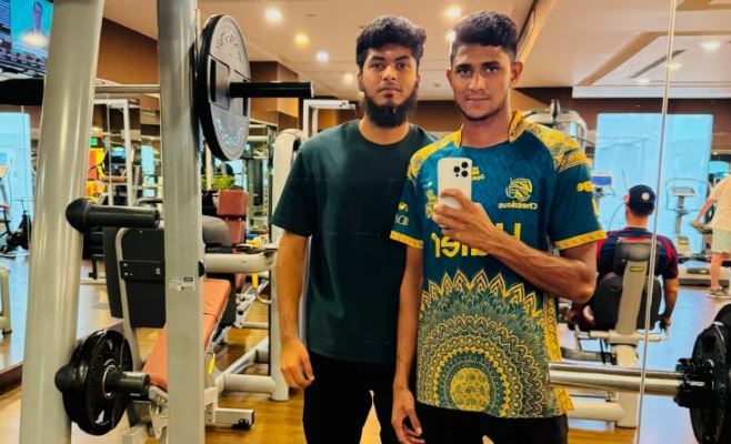 রাতেই পাকিস্তান ছাড়বেন রিশাদ-নাহিদ