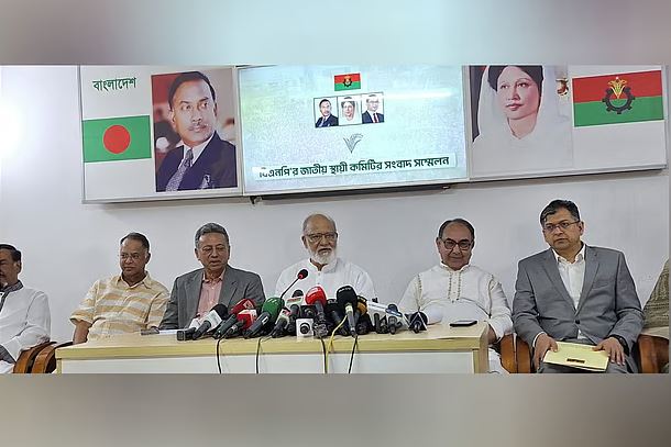 সরকার নির্বাচনের সুস্পষ্ট রূপরেখা ঘোষণা না করায় হতাশ বিএনপি