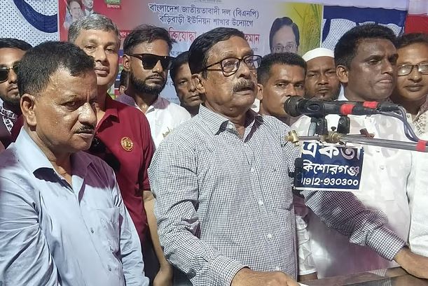 ইউনূস সাহেব পথ হারাইয়া কথা বলতে প্লেন চালাইয়া তারেকের কাছে গেছেন: বিএনপি নেতা ফজলুর