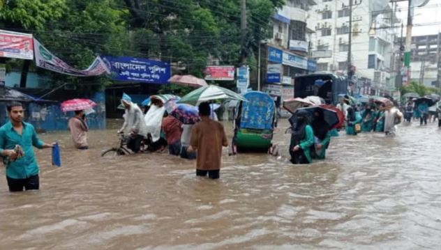 ফেনীতে এবারও বন্যার আশঙ্কা, মুহুরী নদীর পানি বিপৎসীমার ৭৭ সেন্টিমিটার ওপরে