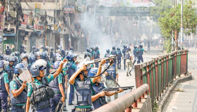 শেখ হাসিনা নিজেই গুলি করার নির্দেশ দিয়েছিলেন, ফাঁস হওয়া অডিও যাচাই বিবিসির
