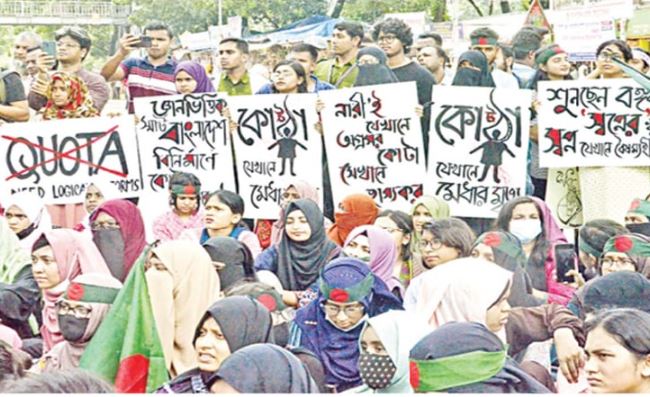 ১০ জুলাই: ‘বাংলা ব্লকেডে’ স্থবির দেশ, আন্দোলন চালিয়ে যাওয়ার ঘোষণা