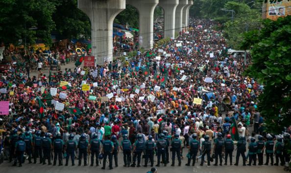 চিরুনি অভিযানে গ্রেপ্তার ১৪০০, সারাদেশে ব্রডব্যান্ড ইন্টারনেট চালু