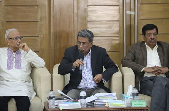 জুলাই সনদের খসড়া প্রস্তুত, আগামীকালের মধ্যে পাঠানো হবে রাজনৈতিক দলের কাছে: আলী রীয়াজ