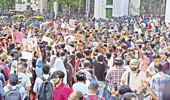 ৩১ জুলাই: ‘মার্চ ফর জাস্টিস’ কর্মসূচিতে পুলিশের বাধা
