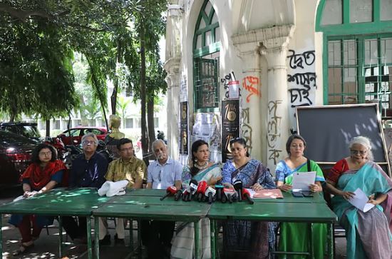 রিটকারী ছাত্রীকে ‘গণধর্ষণে’র হুমকিদাতার দৃষ্টান্তমূলক শাস্তি দাবি শিক্ষক নেটওয়ার্কের