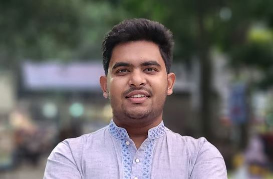 শ্রেণিকক্ষে ঢুকে ‘অকৃতকার্য’ অর্ধশত শিক্ষার্থীকে পেটালেন বাগছাস নেতা