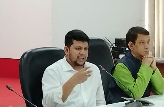 উপদেষ্টা পদ নিয়ে অনিশ্চয়তার মধ্যে আছি, কখন নেমে যাই জানি না: মাহফুজ আলম