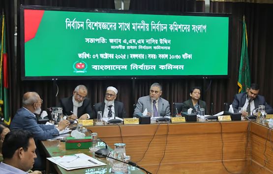 নির্বাচন সুষ্ঠু ও গ্রহণযোগ্য করাকে জীবনের শেষ সুযোগ হিসেবে নিয়েছেন সিইসি
