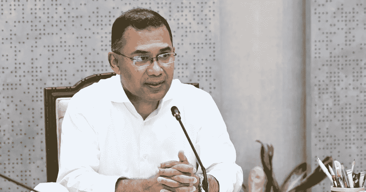 টানা ১৬ ঘণ্টা অফিস করলেন প্রধানমন্ত্রী