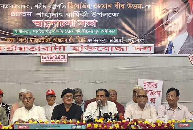 উপদেষ্টা পরিষদে ছাত্রদের রাখা ‘বিরাট ভুল’ হয়েছে: মেজর (অব.) হাফিজ