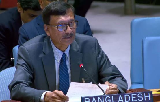 রোহিঙ্গা সংকট আঞ্চলিক নিরাপত্তার জন্য হুমকি হয়ে দাঁড়াতে পারে