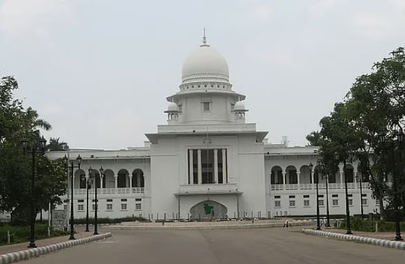 ভুক্তভোগী নারীর নিরাপত্তা নিশ্চিত ও অনলাইন থেকে ভিডিও-ছবি সরানোর নির্দেশ