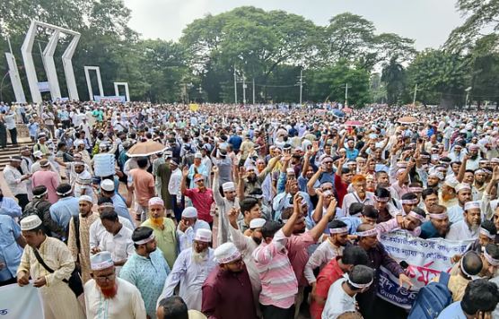 দাবি না মানলে বিকেল চারটায় লংমার্চ শুরুর ঘোষণা এমপিওভুক্ত শিক্ষক-কর্মচারীদের