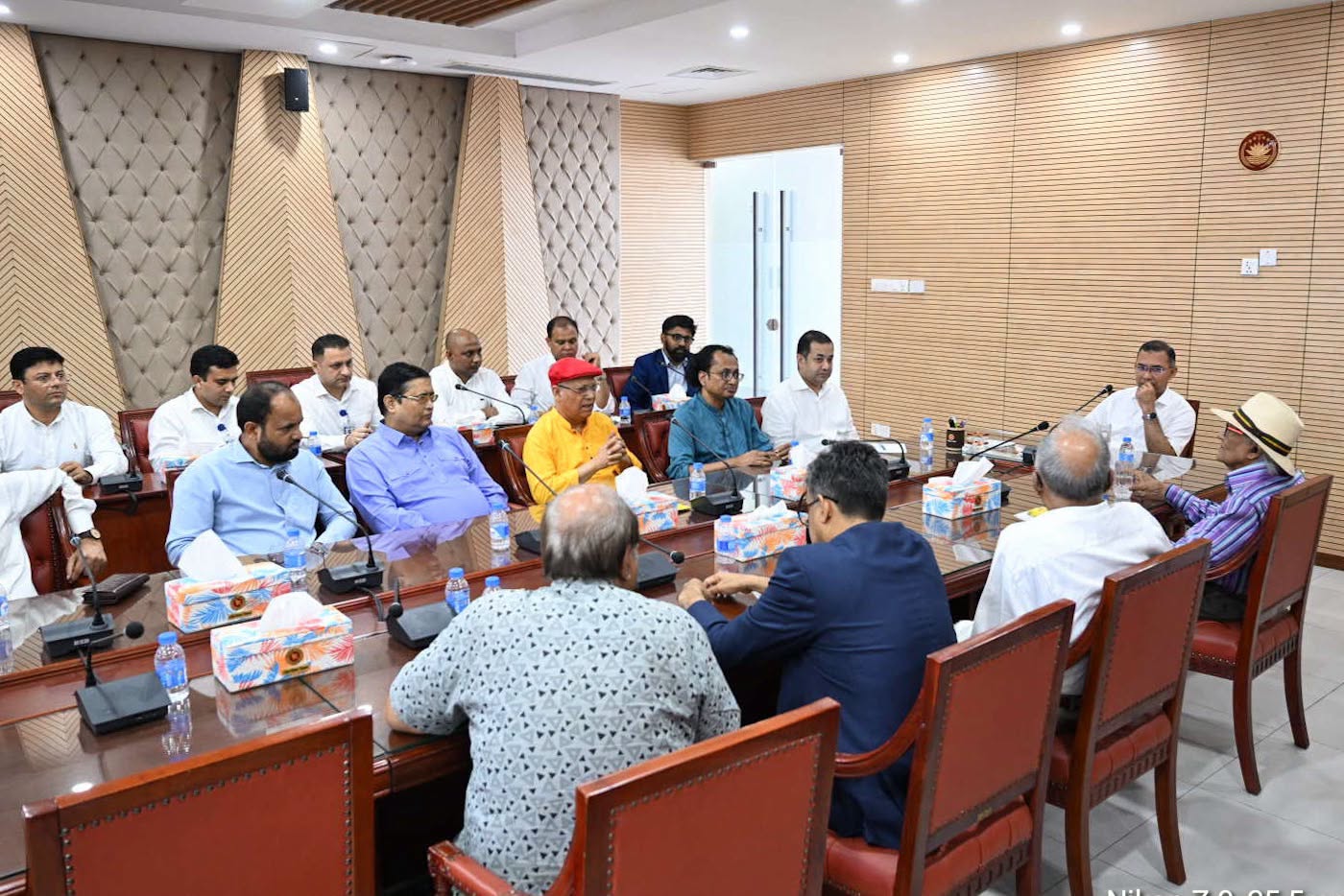 প্রধানমন্ত্রীর সঙ্গে ন্যাশনাল এডিটরস কাউন্সিলের নেতাদের বৈঠক