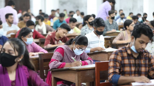 ঢাবিসহ ৭ বিশ্ববিদ্যালয়ের ভর্তি পরীক্ষার তারিখ ঘোষণা