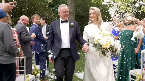 বিয়ে করলেন অস্ট্রেলিয়ার প্রধানমন্ত্রী অ্যান্টনি আলবানিজ