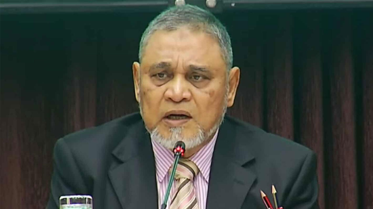 নির্বাচন সফল করতে আইনশৃঙ্খলা বাহিনীর চেয়েও দলগুলোর ভূমিকা বড়: সিইসি