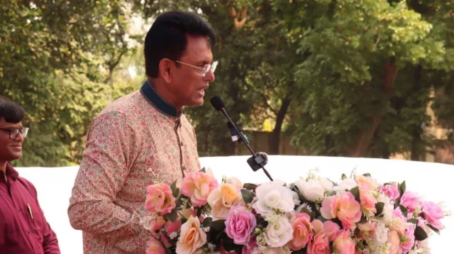 বট বাহিনী আমাকে নিয়ে ভুয়া ফটোকার্ড বানায়: শিক্ষামন্ত্রী