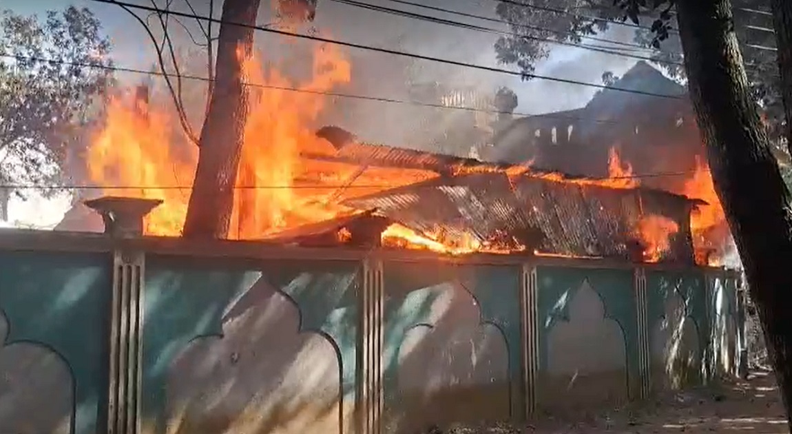 নুরাল পাগলার দরবারে হামলা মামলায় আসামি সাড়ে ৩ হাজার