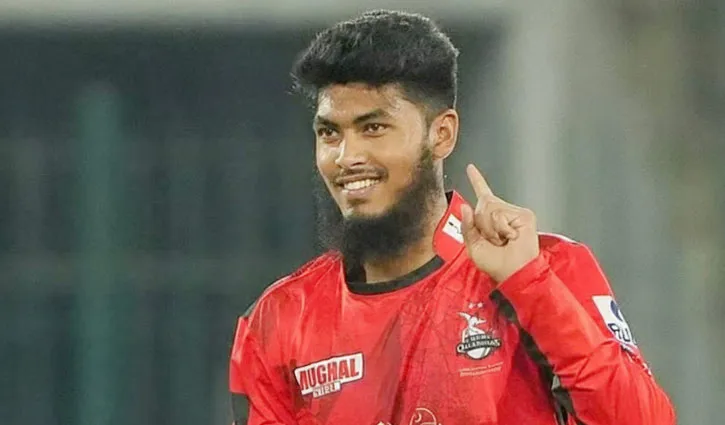 ৩ কোটি রুপিতে পিএসএলে দল পেলেন রিশাদ