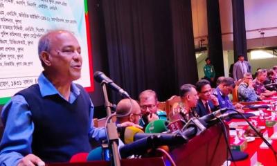 আইনশৃঙ্খলা বাহিনীর তেলবাজি বন্ধ করতে হবে: স্বরাষ্ট্র উপদেষ্টা