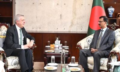 রোহিঙ্গা সমস্যার সমাধানে জোর দেওয়ার আহ্বান জাতিসংঘের শরণার্থীবিষয়ক হাইকমিশনারের