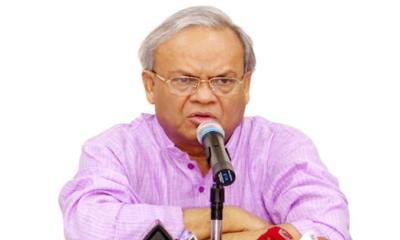 সরকারের আচরণ দেখে মনে হচ্ছে তারা শেখ হাসিনার পথেই এগোচ্ছে: রিজভী