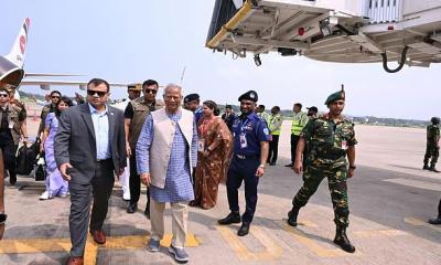 প্রধান উপদেষ্টা হওয়ার পর প্রথমবার চট্টগ্রামে ড. ইউনূস