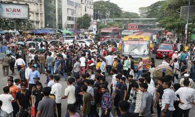 পৌনে দুই ঘণ্টা পর শাহবাগ ছাড়ল ছাত্রদল