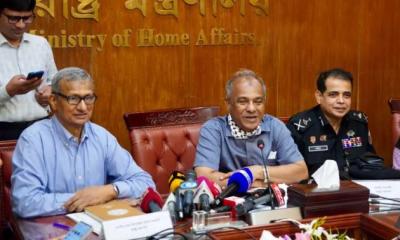 মামলা থাকায় গ্রেপ্তার নুসরাত ফারিয়া, সংস্কৃতি উপদেষ্টার বক্তব্য তার ব্যক্তিগত: স্বরাষ্ট্র উপদেষ্টা