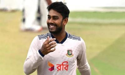 পিএসএল খেলার জন্য বিসিবির অনুমতি পেলেন মিরাজ