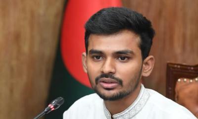 গায়ের জোরে নগর ভবন বন্ধ করে আন্দোলন করছে বিএনপি: উপদেষ্টা আসিফ মাহমুদ