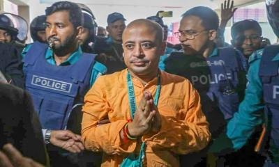 ৫ মামলায় চিন্ময় দাসের জামিন নাকচ