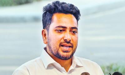ক্রাউড ফান্ডিং করে এনসিপির অফিস ও নির্বাচনের ব্যয় সংগ্রহ করা হবে: নাহিদ ইসলাম