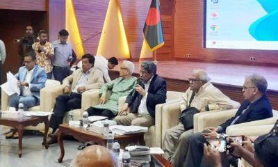রাজনৈতিক দলগুলোর সহযোগিতা পেলে জুলাই মাসেই জাতীয় সনদ: আলী রীয়াজ