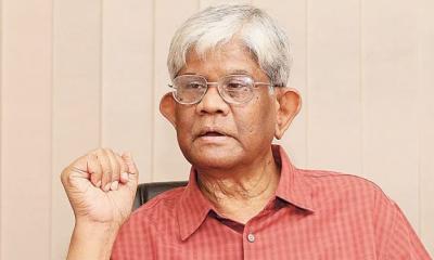 যুদ্ধ পর্যবেক্ষণ করছে সরকার, এখনই বাড়ছে না জ্বালানি তেলের দাম: অর্থ উপদেষ্টা