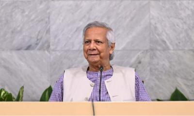 সরকারকে মানুষ এখনো শত্রু মনে করে