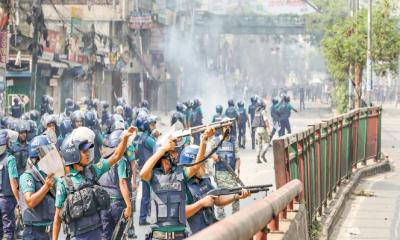 শেখ হাসিনা নিজেই গুলি করার নির্দেশ দিয়েছিলেন, ফাঁস হওয়া অডিও যাচাই বিবিসির