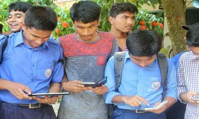 এসএসসি পরীক্ষার ফলাফল আজ ২টায়, যেভাবে জানা যাবে