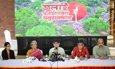‘জুলাই শহিদ স্মৃতিস্তম্ভ’ নির্মাণ করা হবে ৬৪ জেলায়: উপদেষ্টা ফারুকী