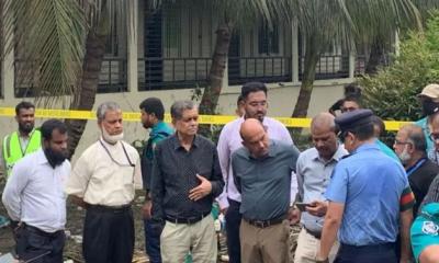 মাইলস্টোন স্কুল পরিদর্শনে গিয়ে শিক্ষার্থীদের তোপের মুখে আইন ও শিক্ষা উপদেষ্টা