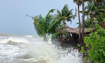 লঘুচাপের কারণে উত্তাল বঙ্গোপসাগর, ৪ দিন যোগাযোগবিচ্ছিন্ন সেন্টমার্টিন