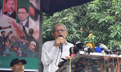 চাঁদাবাজির দায়ে সমন্বয়ক আটক, সংবাদ দেখে ‘বেদনায় নীল হয়ে’ গিয়েছিলে মির্জা ফখরুল