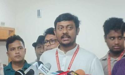 বর্তমান ইসি ‘মেরুদণ্ডহীন’, সংশোধনের সুযোগ দিচ্ছি: এনসিপি