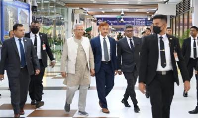সম্পর্ক ‘গভীরতর’ করার লক্ষ্যে মালয়েশিয়ার পথে প্রধান উপদেষ্টা