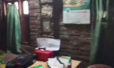 রাজশাহীতে ঘরে স্বামী-স্ত্রী ও দুই সন্তানের মরদেহ উদ্ধার, পাশে ছিল চিরকুট